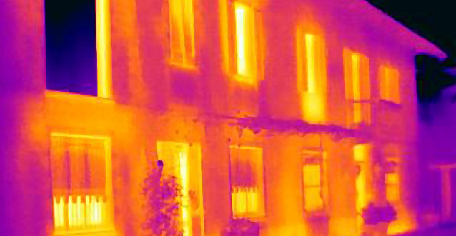 Thermal image of mansion