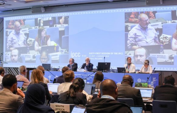 A plenary at the IPCC meeting in Sofia on 27 July. Photo by IISD/ENB | Anastasia Rodopoulou